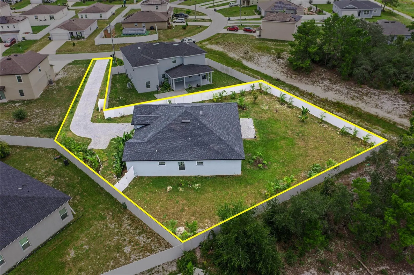 127 VIOLET CT