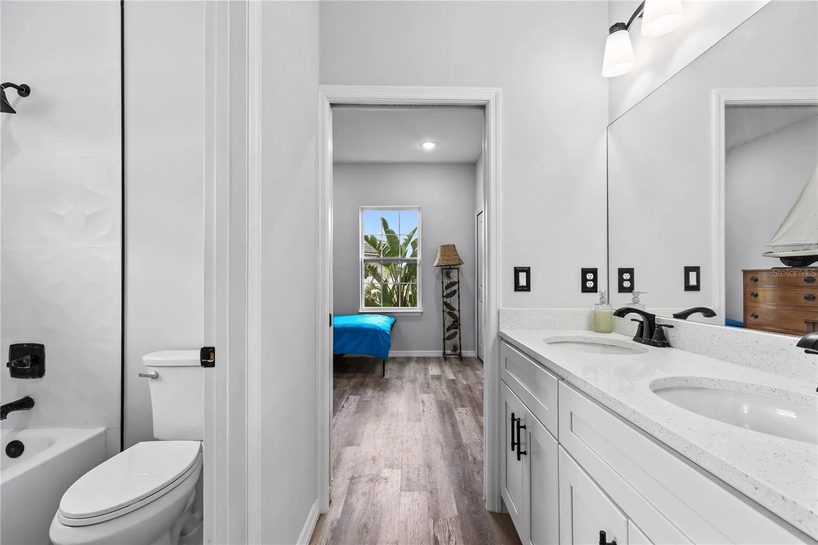 127 VIOLET CT
