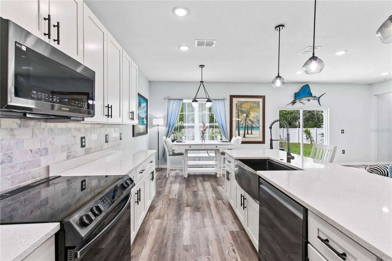 127 VIOLET CT