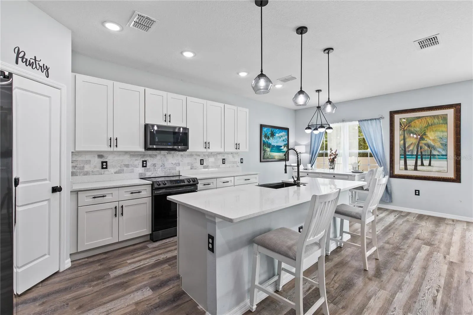 127 VIOLET CT