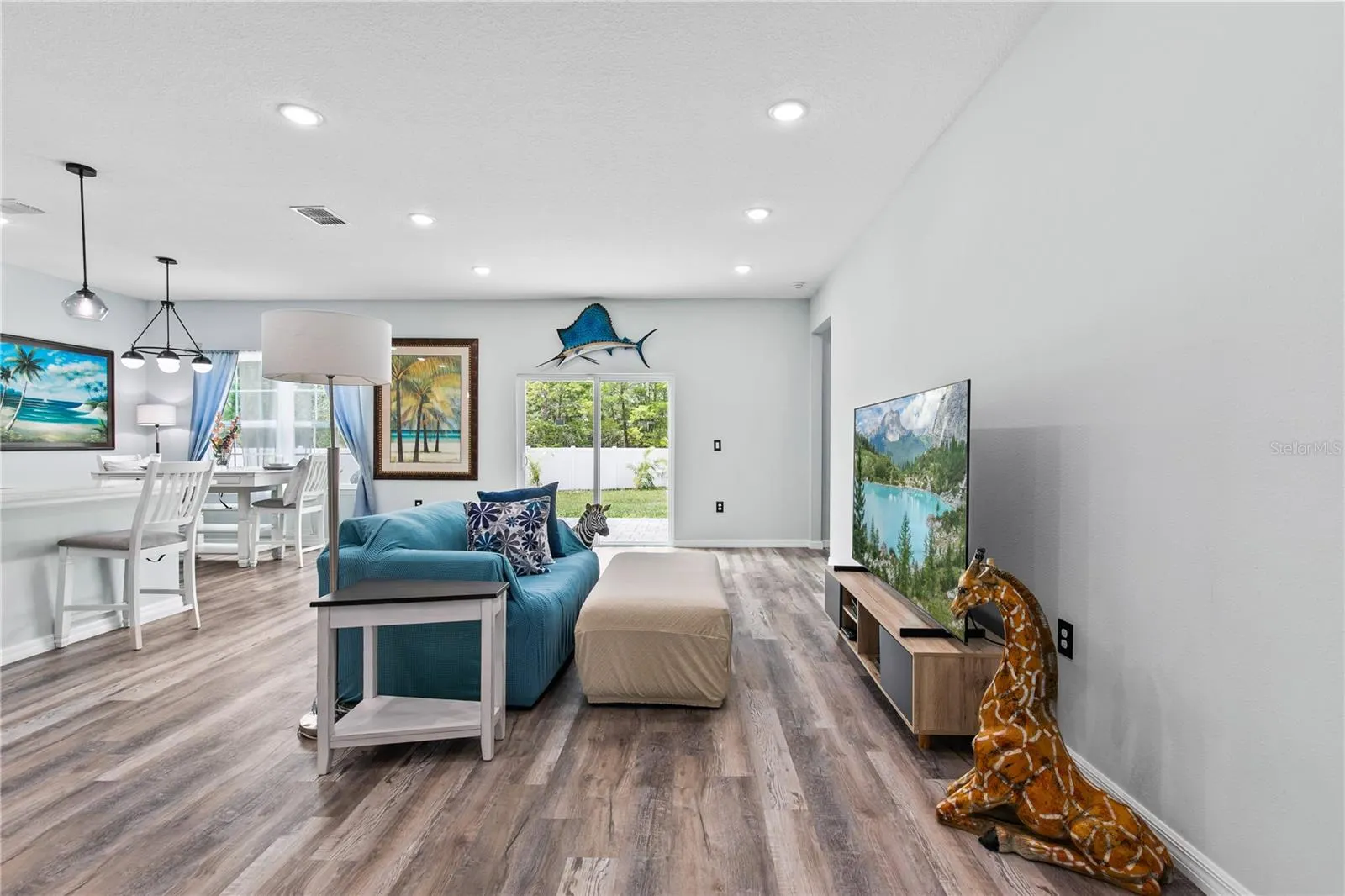 127 VIOLET CT