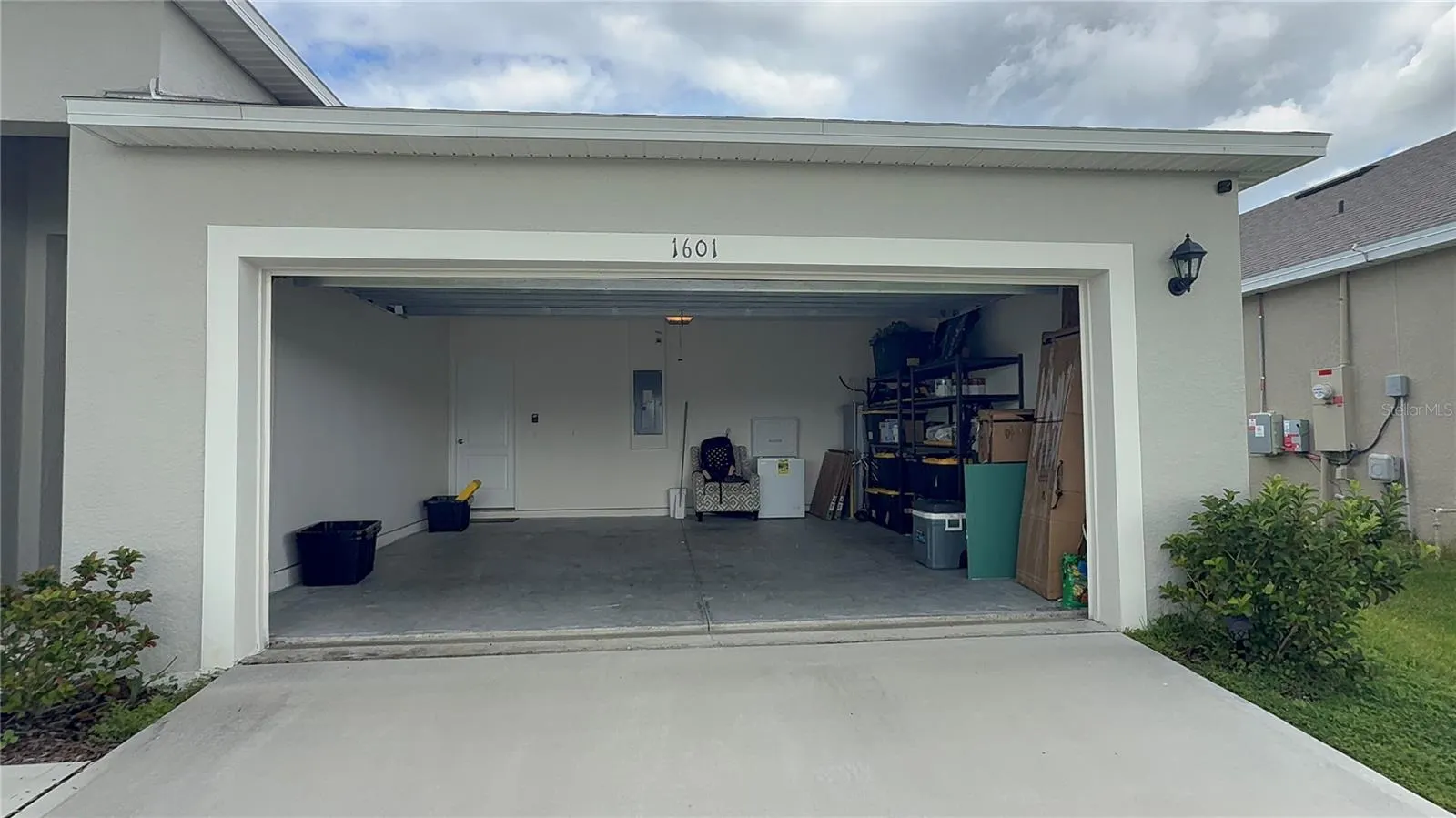 1601 OAK RESERVE DR