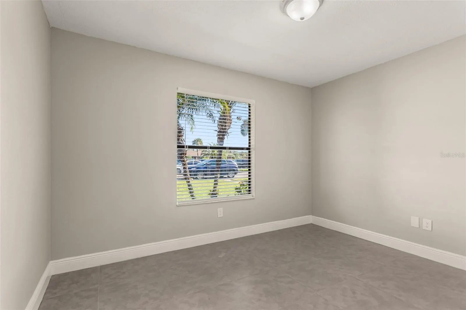 2024 TRINIDAD CT