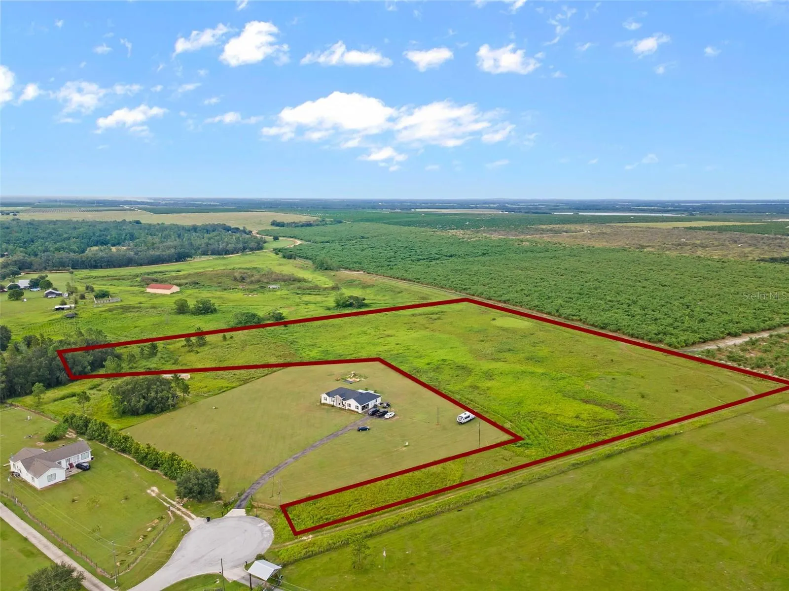 BROOKE LAKES DR