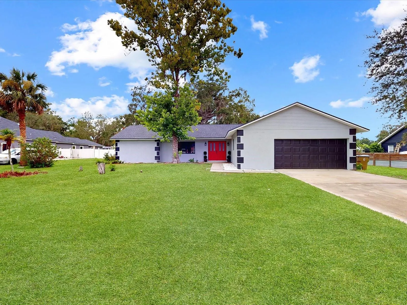 1710 BIG OAK LN