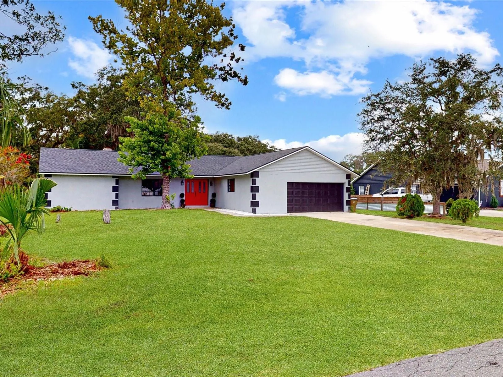1710 BIG OAK LN