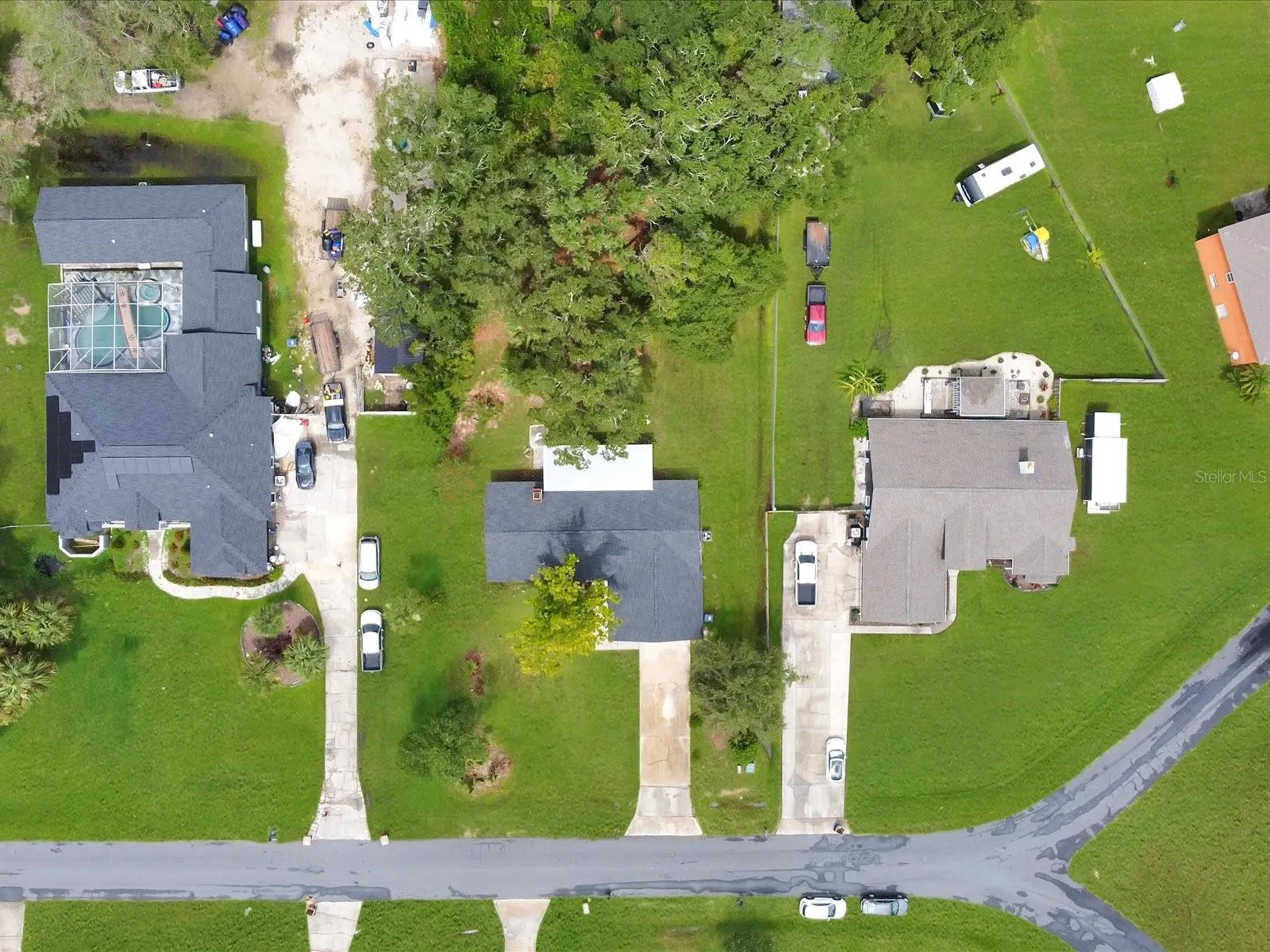 1710 BIG OAK LN