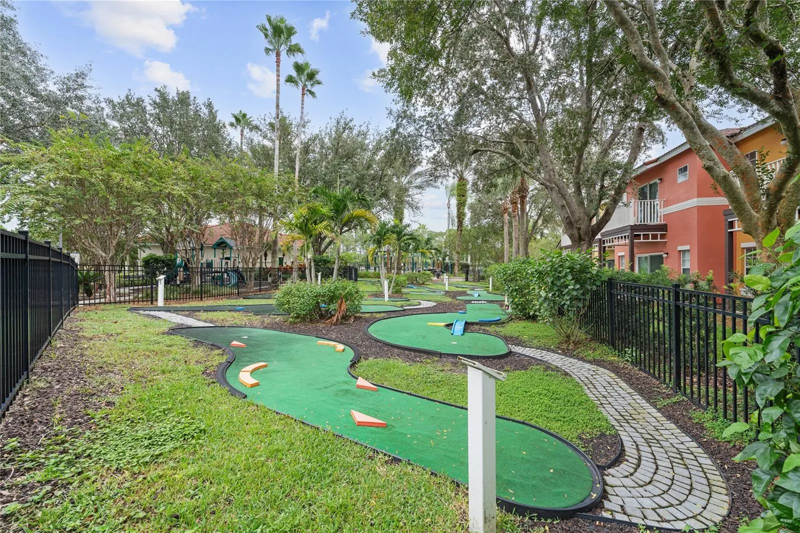 2784 SUN KEY PL