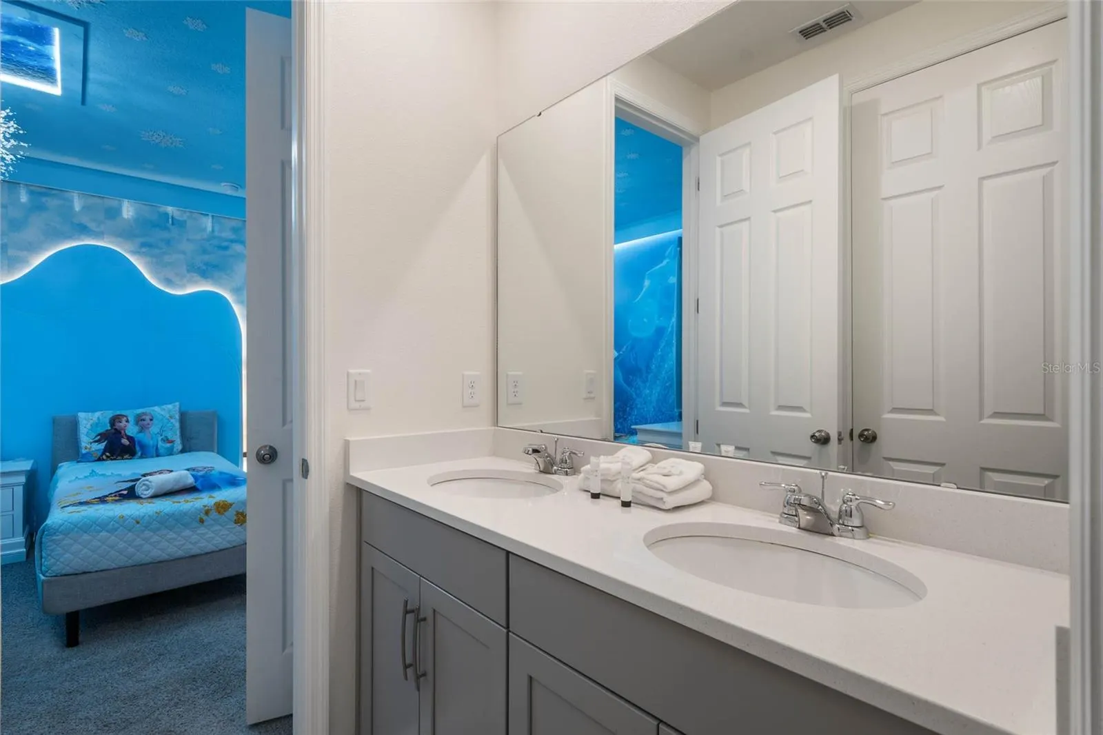 1594 MERMAID COVE WAY