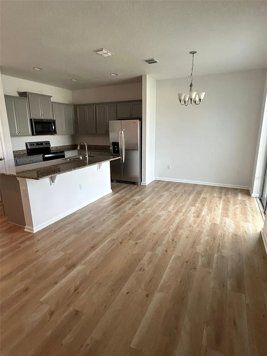 573 DISA DR