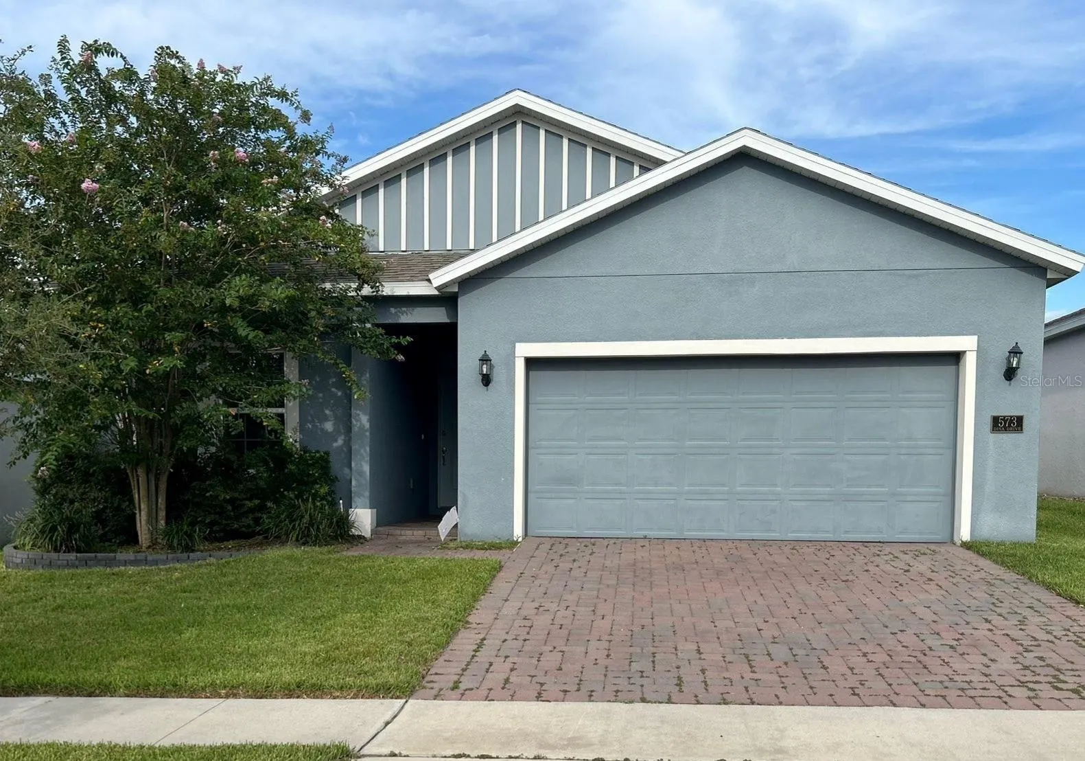 573 DISA DR