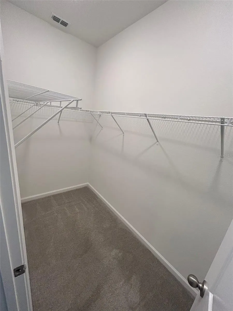 573 DISA DR