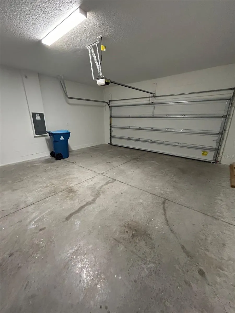 573 DISA DR