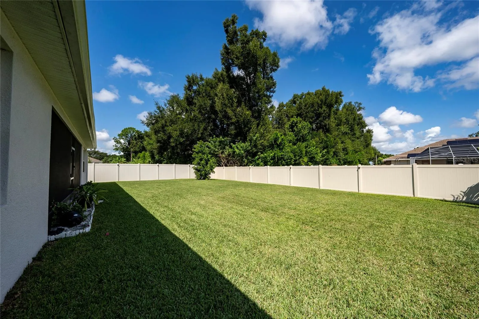 252 SAMANTHA AVE,