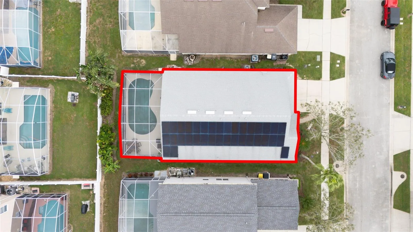 211 LOCKBREEZE DR
