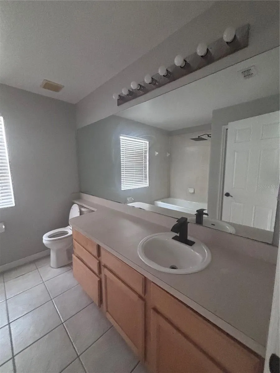 131 BONVILLE DR