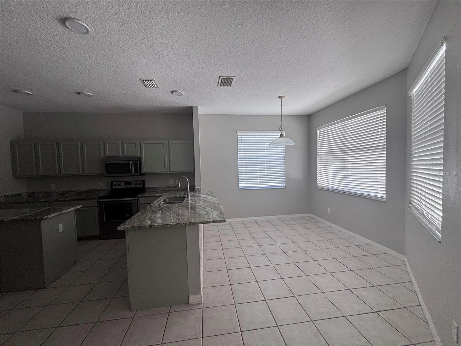 131 BONVILLE DR