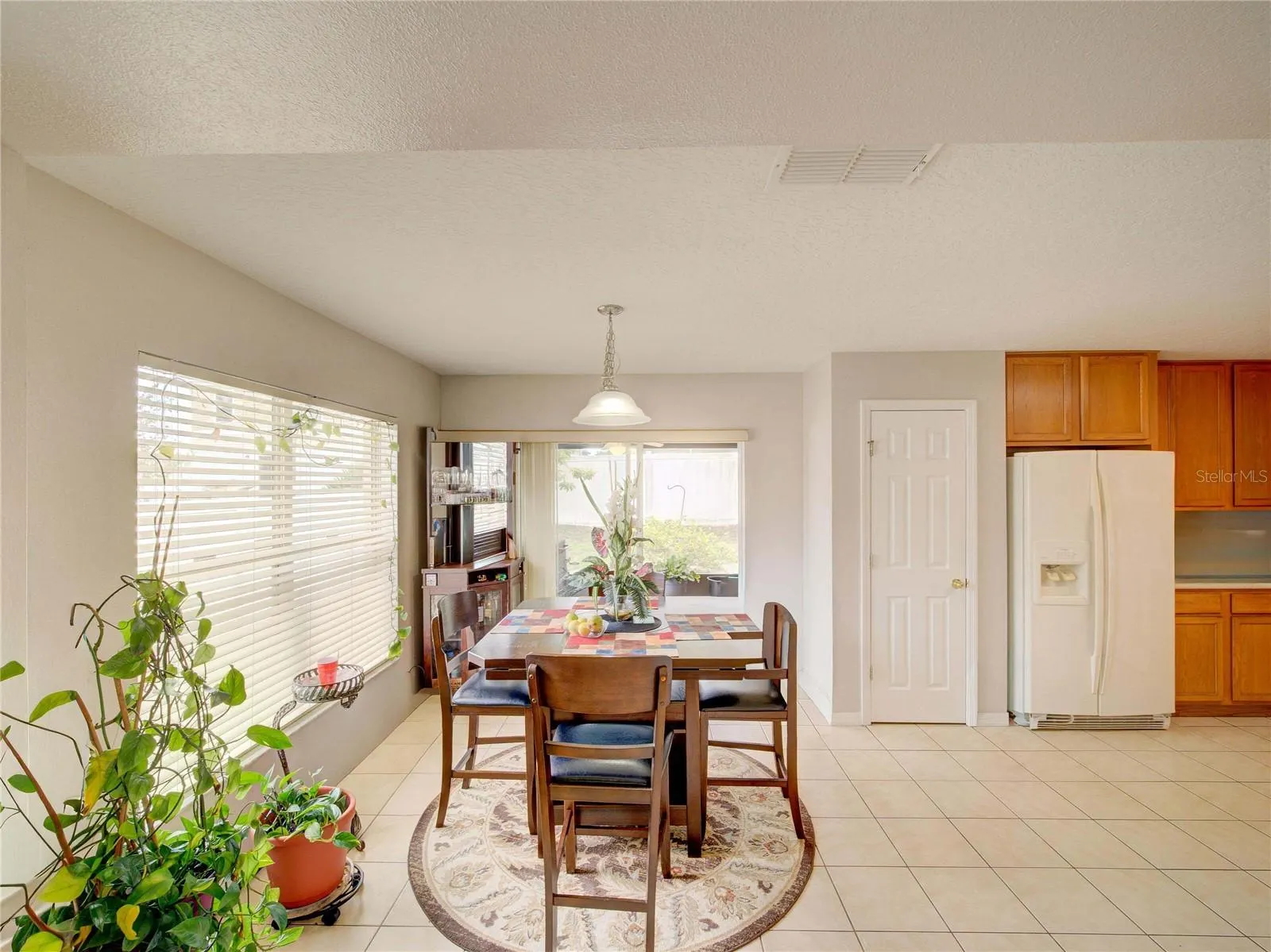 306 SALMON CT
