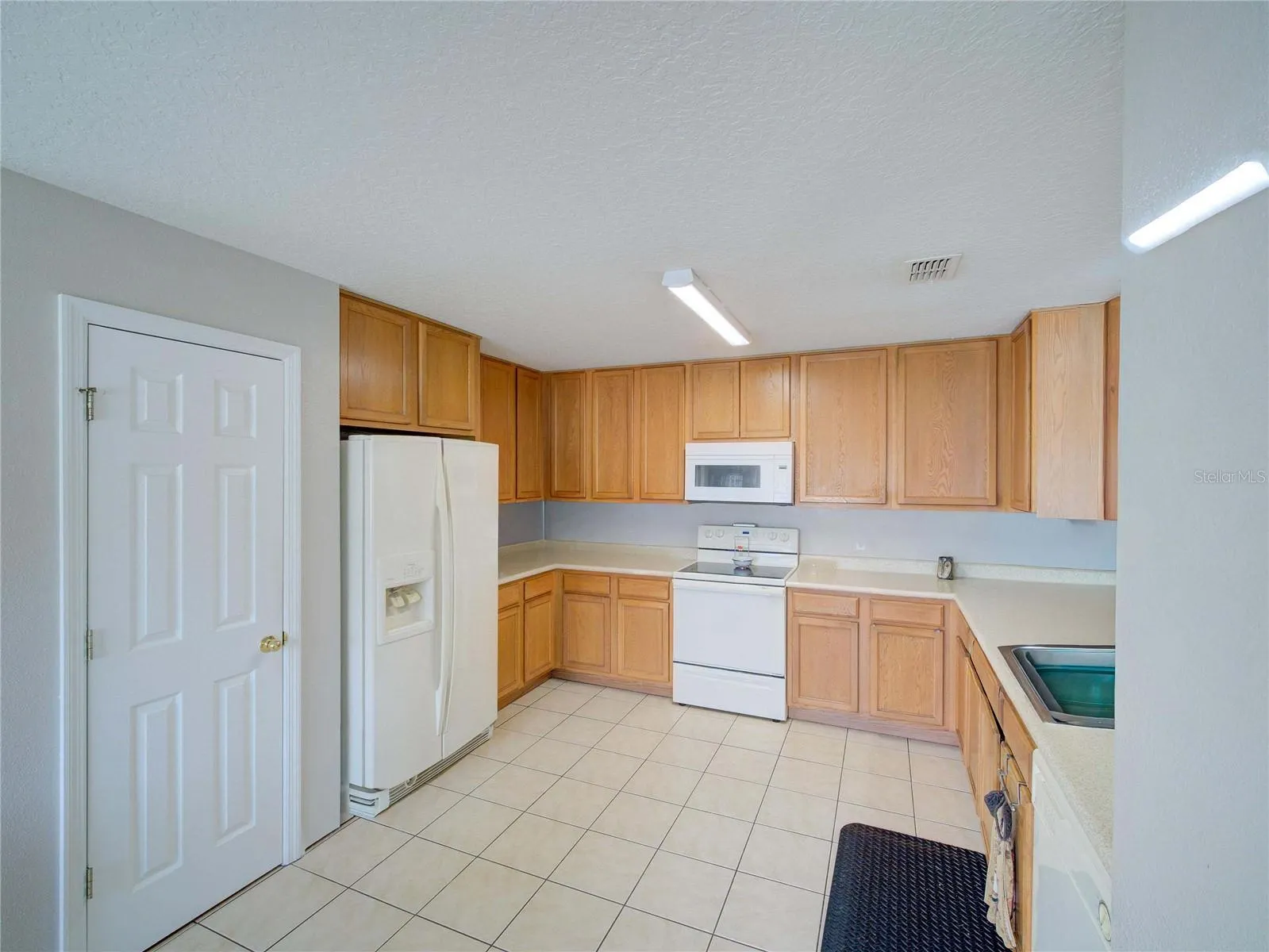306 SALMON CT