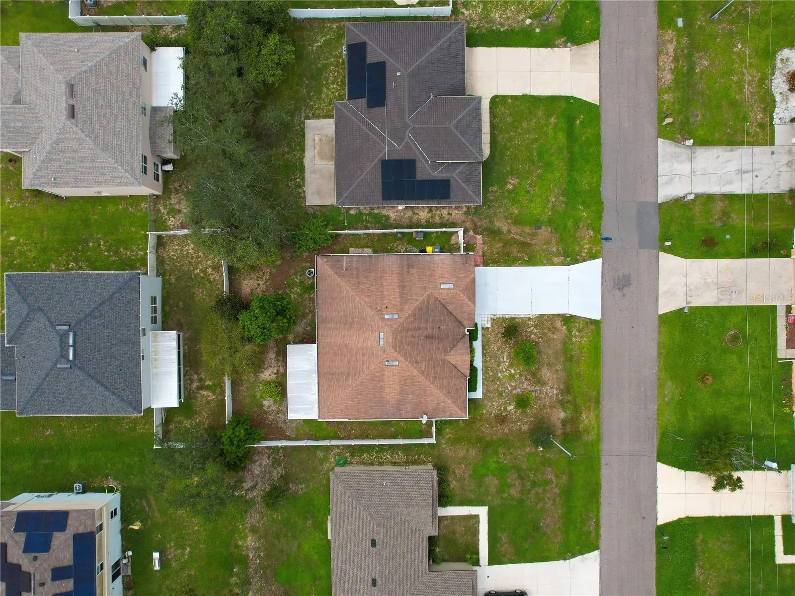 306 SALMON CT