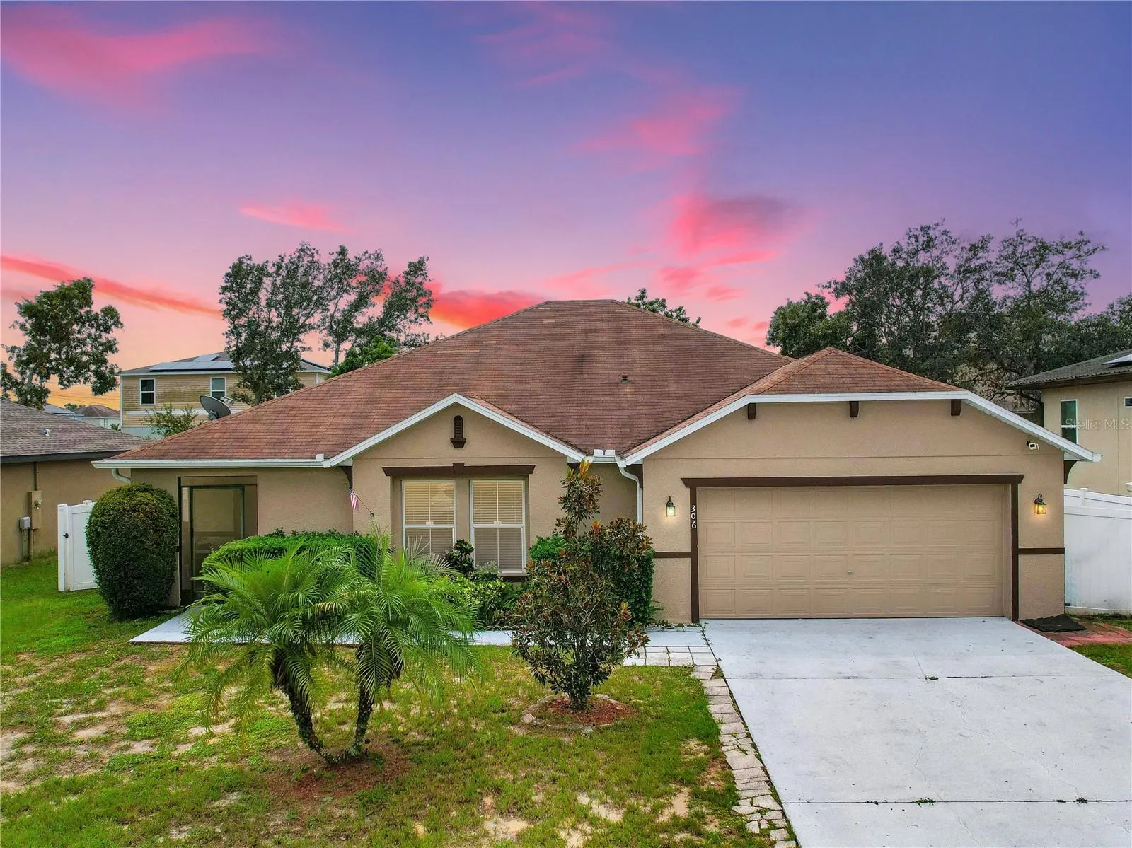 306 SALMON CT
