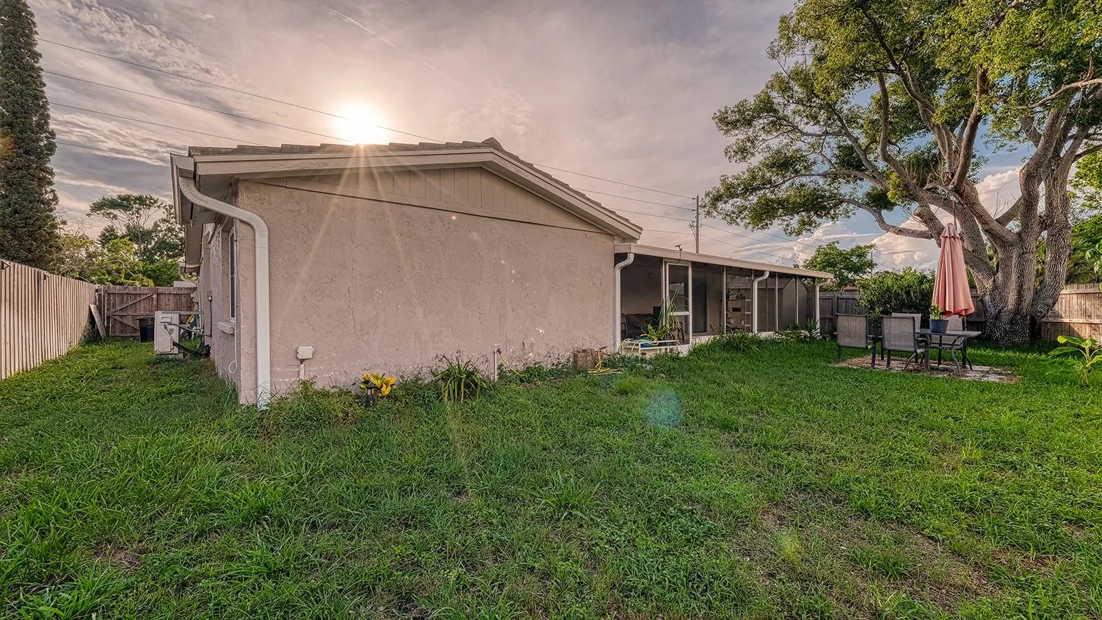 9206 GRAY FOX LN