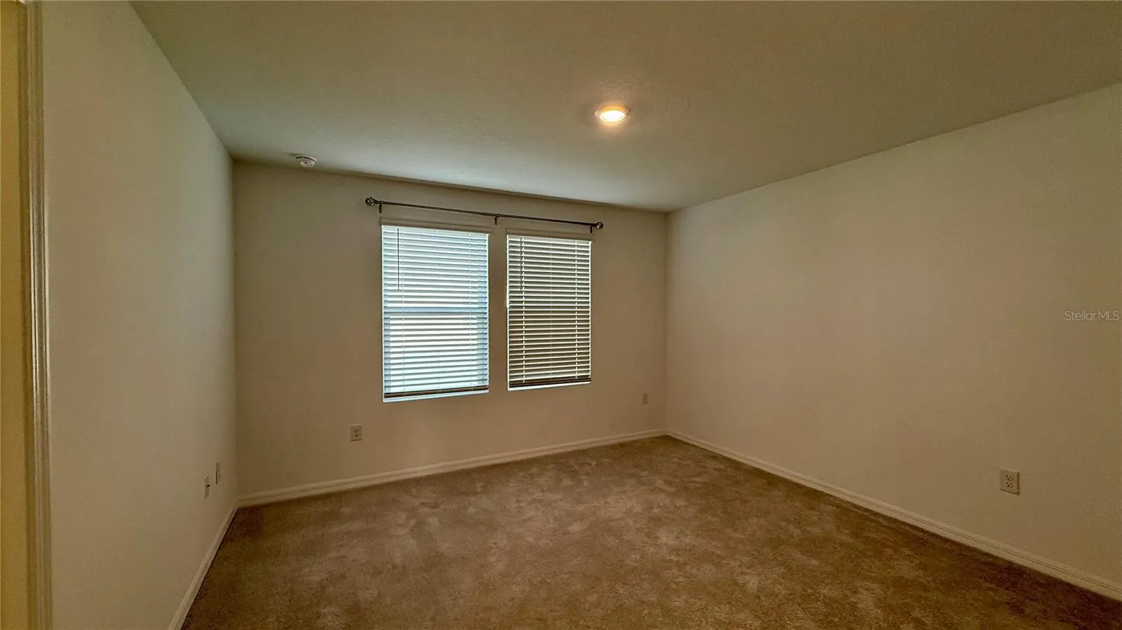 3006 CANARY AVE