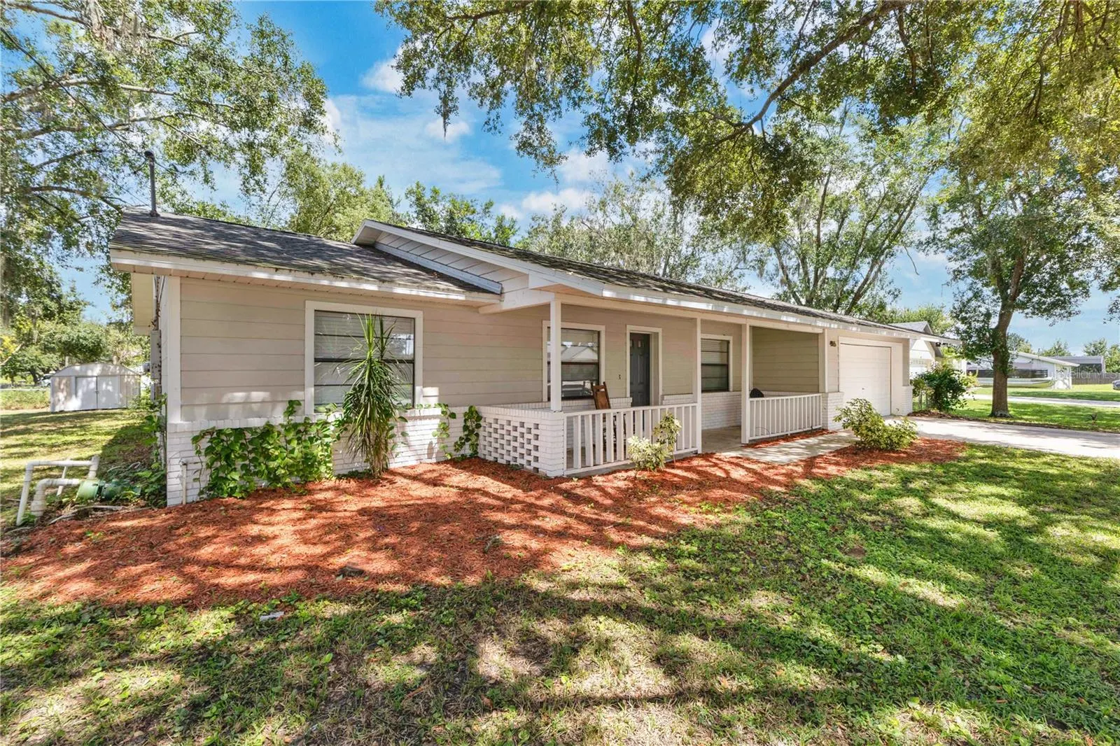 4865 WREN DR