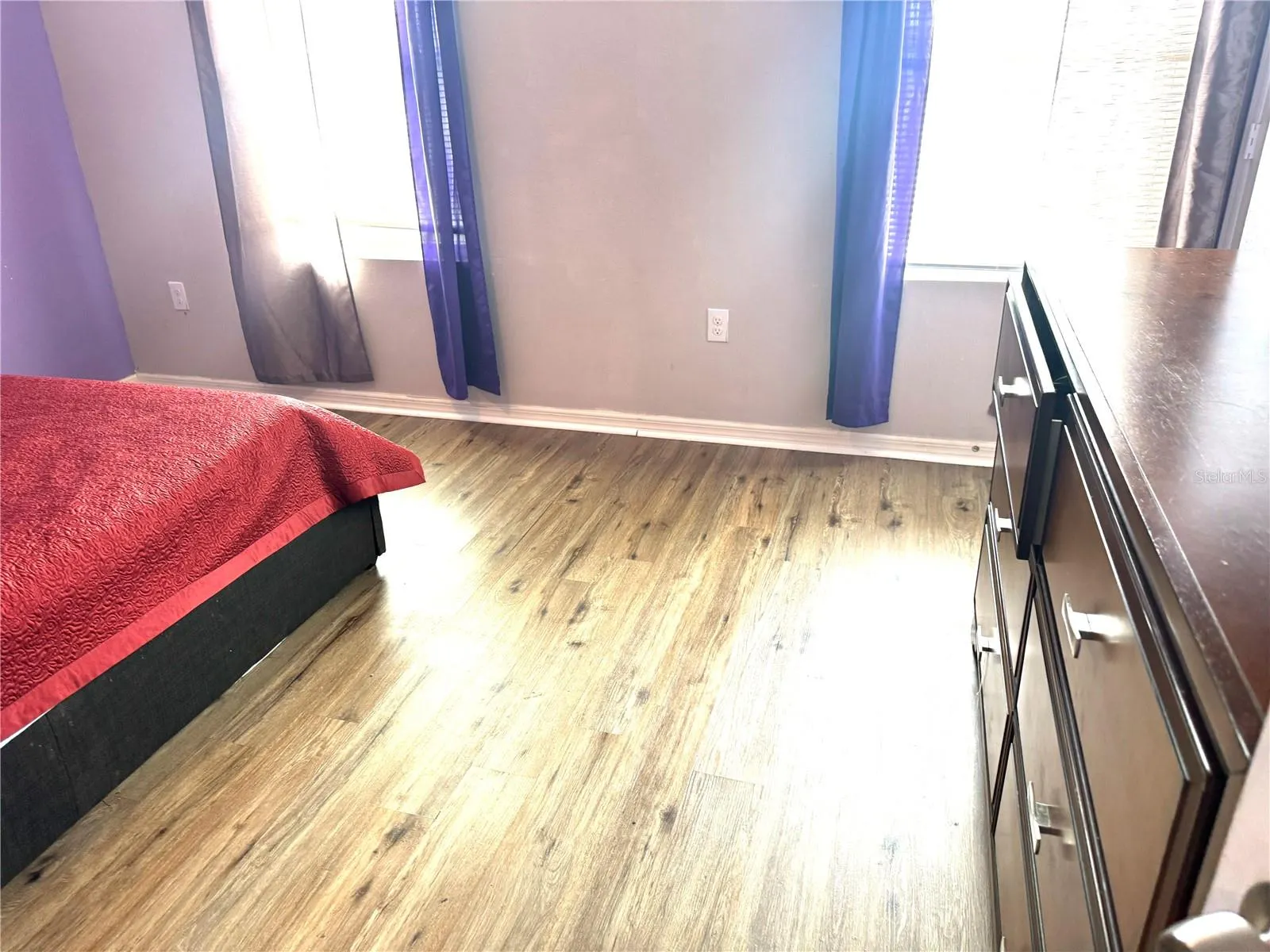 256 BEGONIA LN