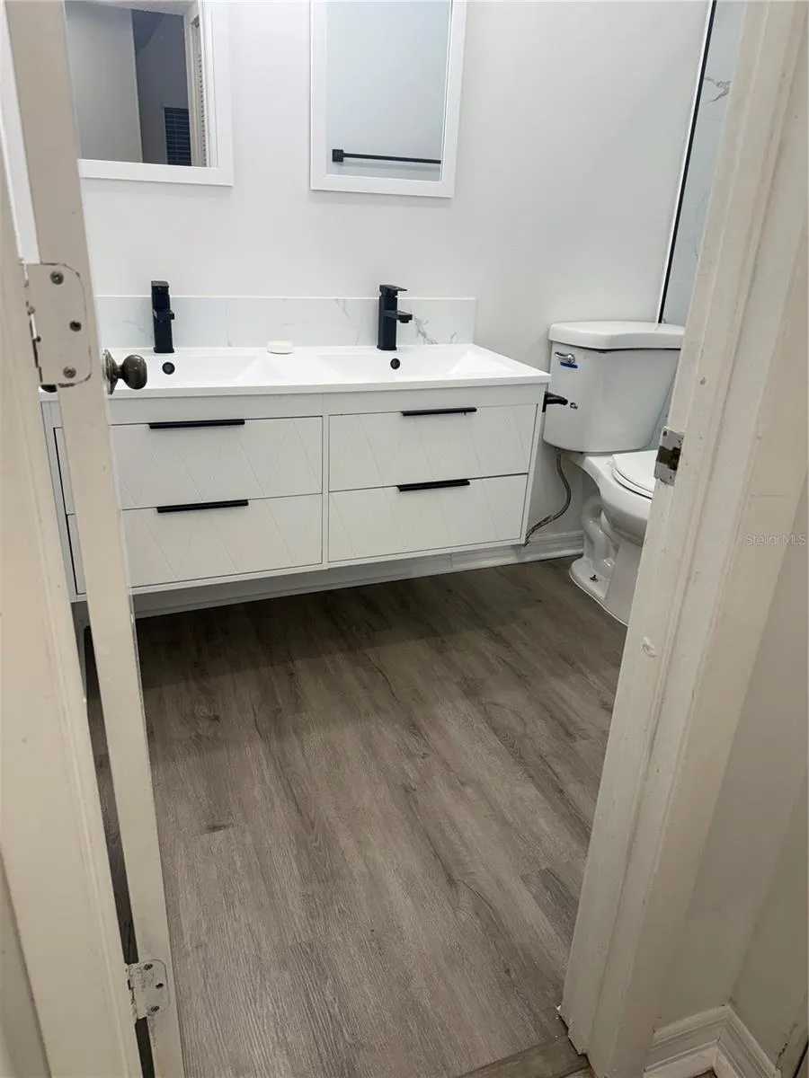 2647 SURREY CT #2647, #2647