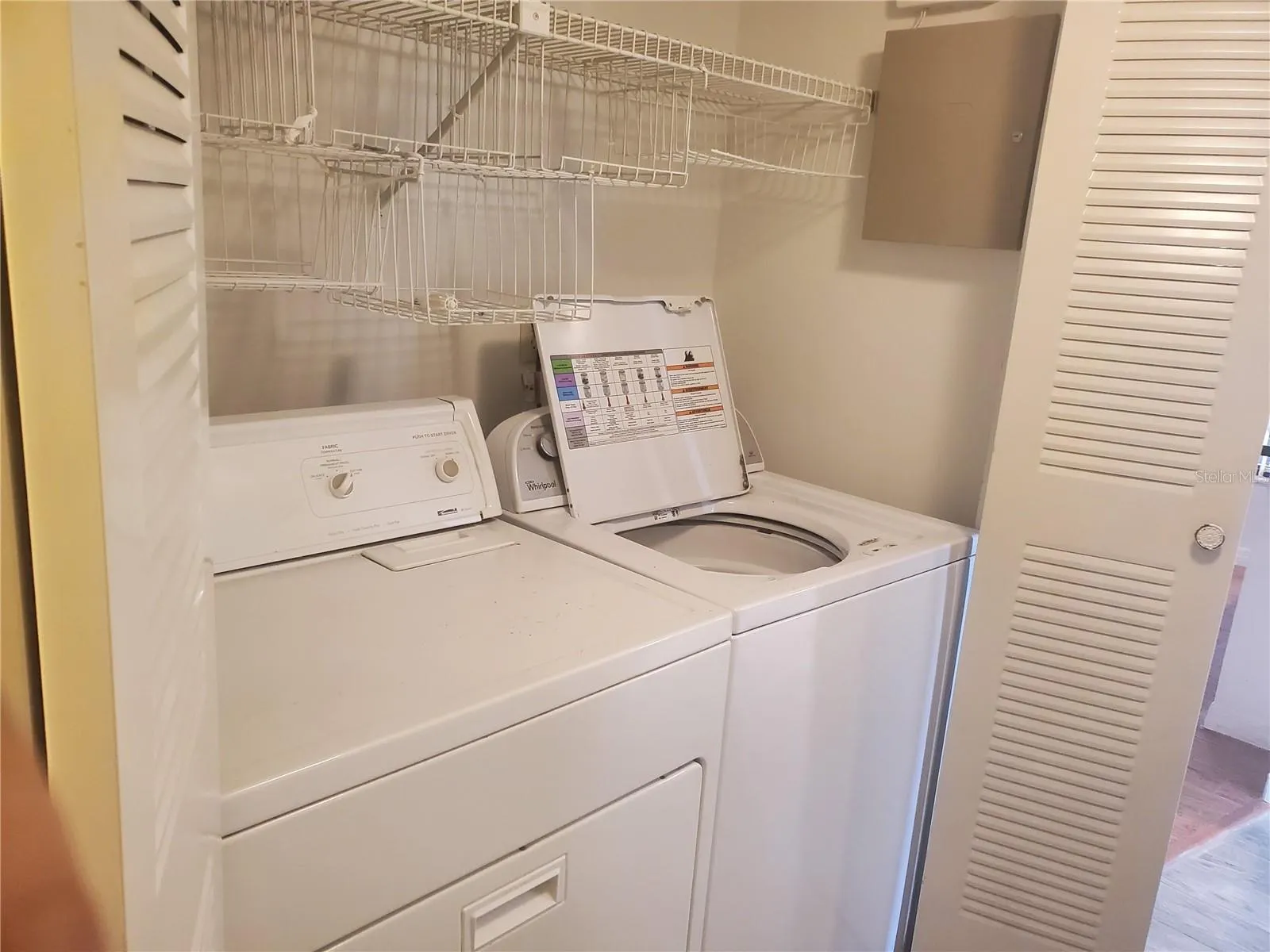 2647 SURREY CT #2647, #2647
