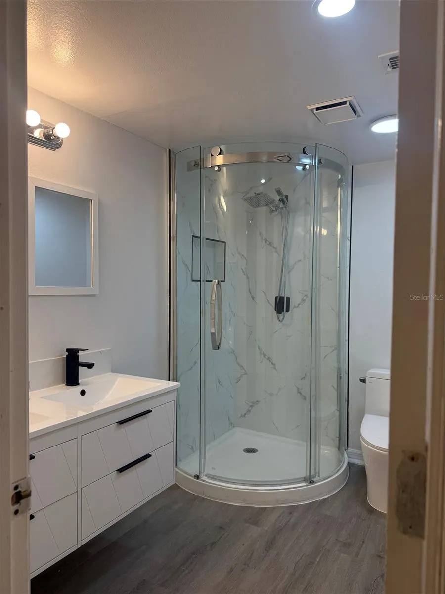 2647 SURREY CT #2647, #2647