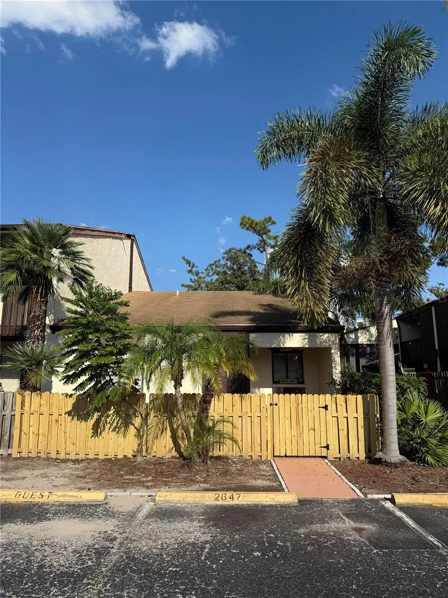 2647 SURREY CT #2647, #2647