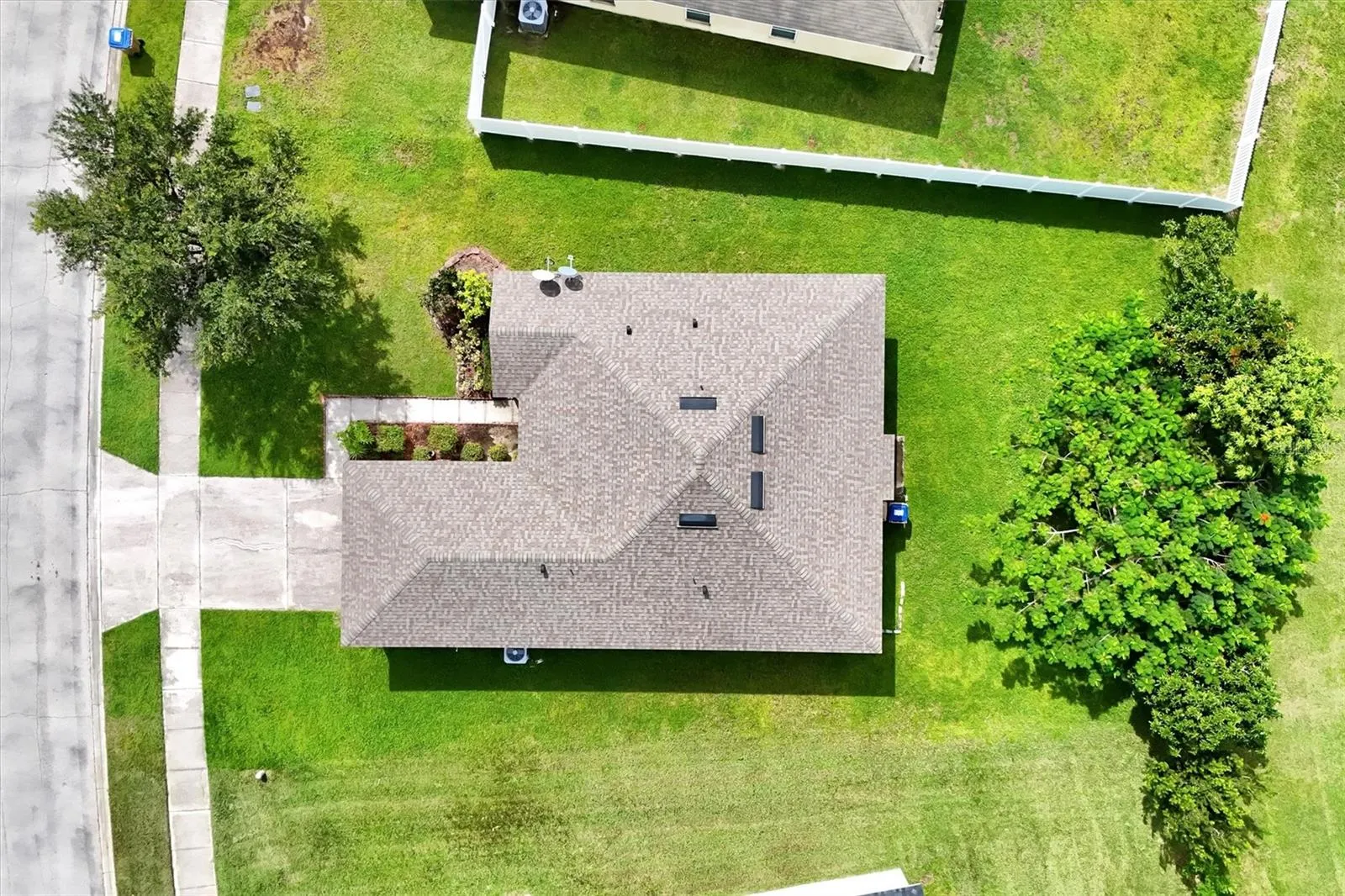 3146 QUEEN ALEXANDRIA DR