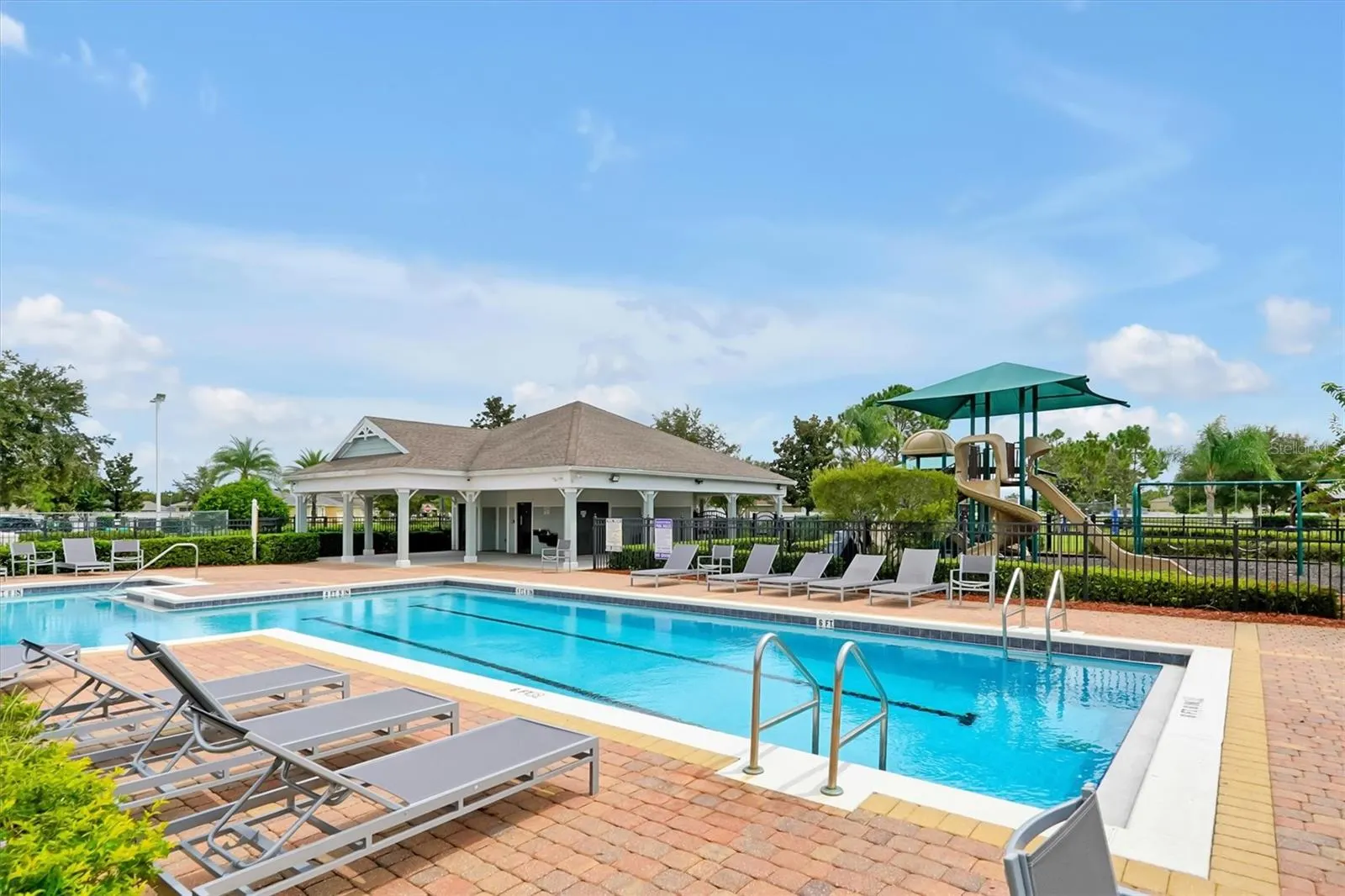 3146 QUEEN ALEXANDRIA DR