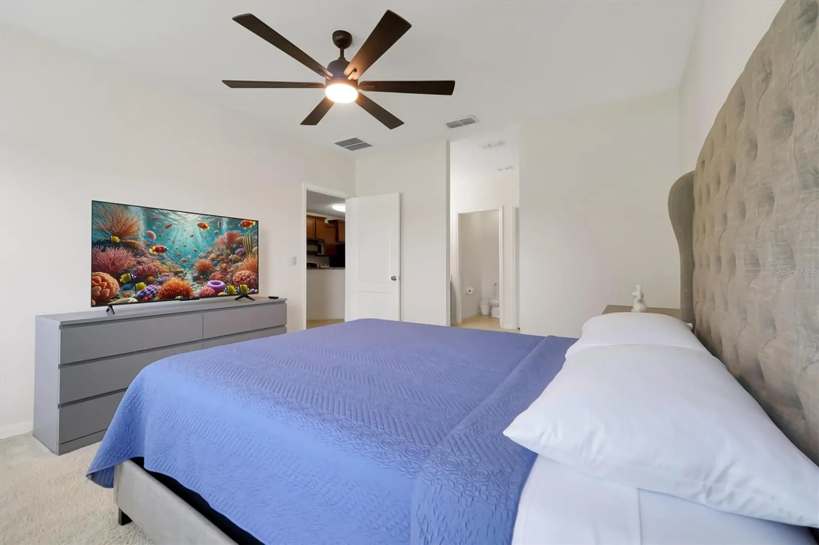 3146 QUEEN ALEXANDRIA DR