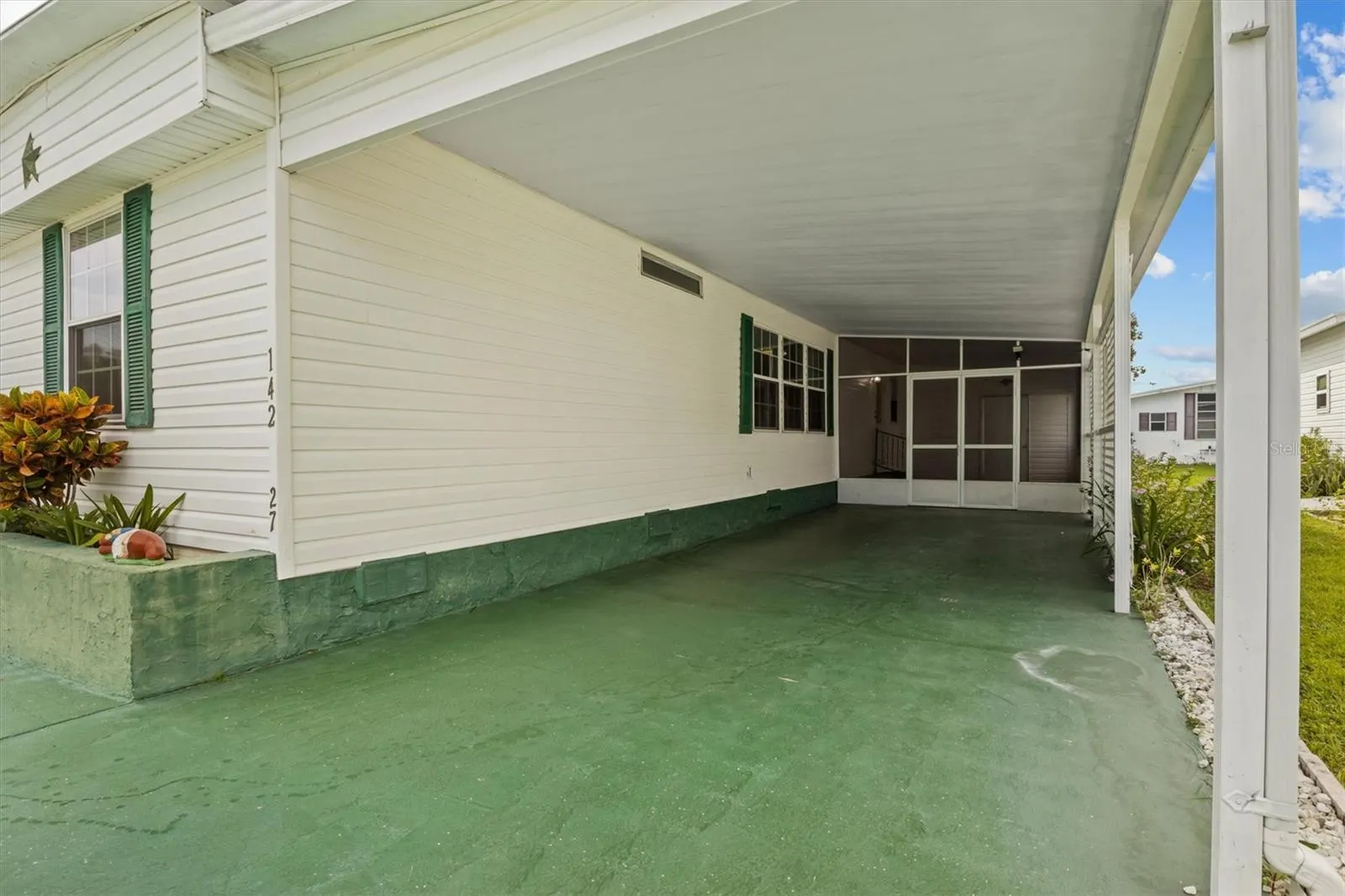 142 EDGEWOOD BLVD