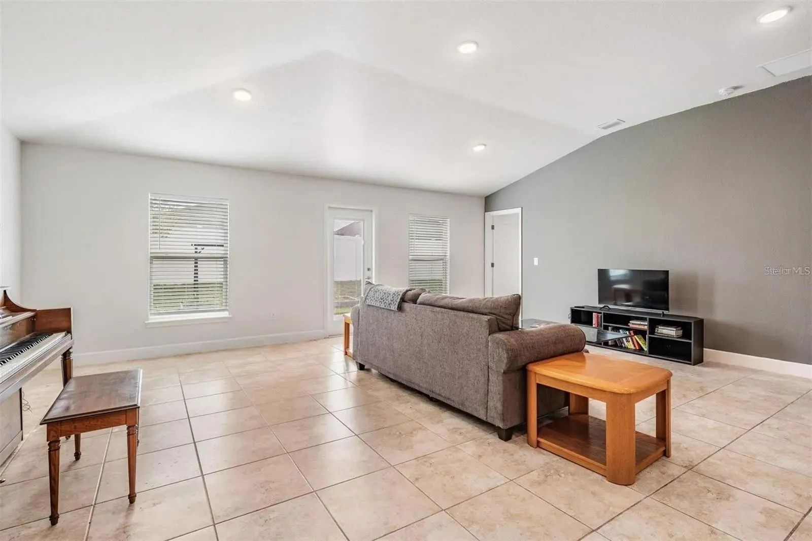 14916 IMPERIAL PURPLE LN