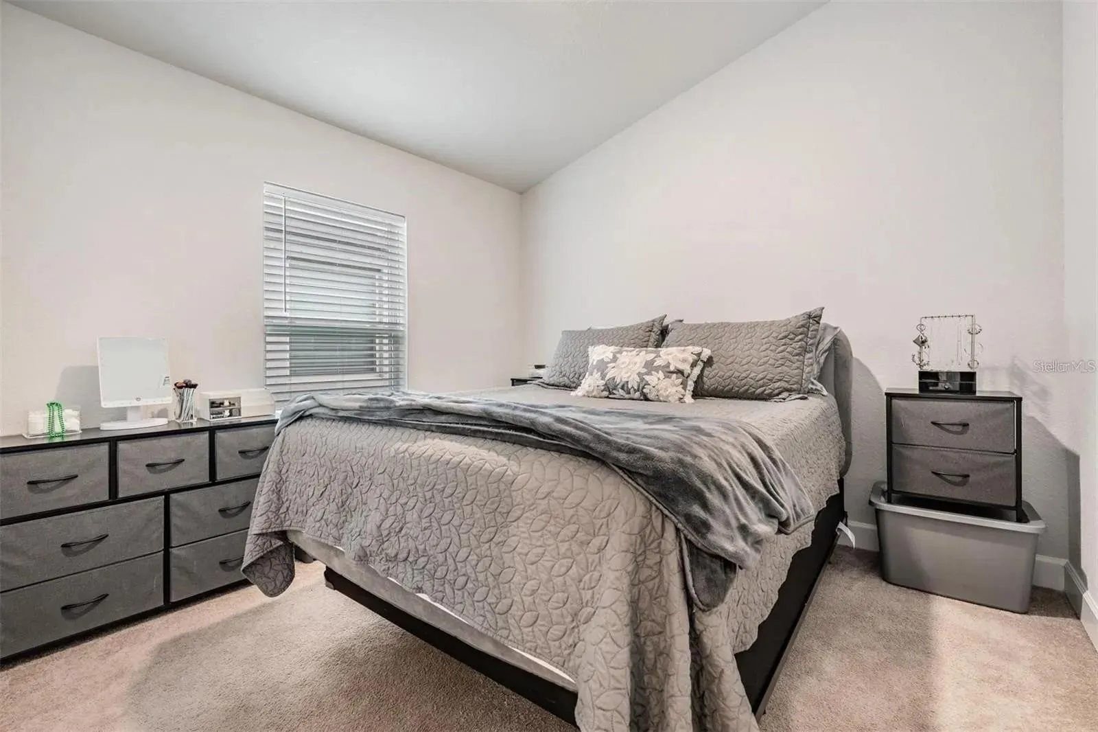 14916 IMPERIAL PURPLE LN