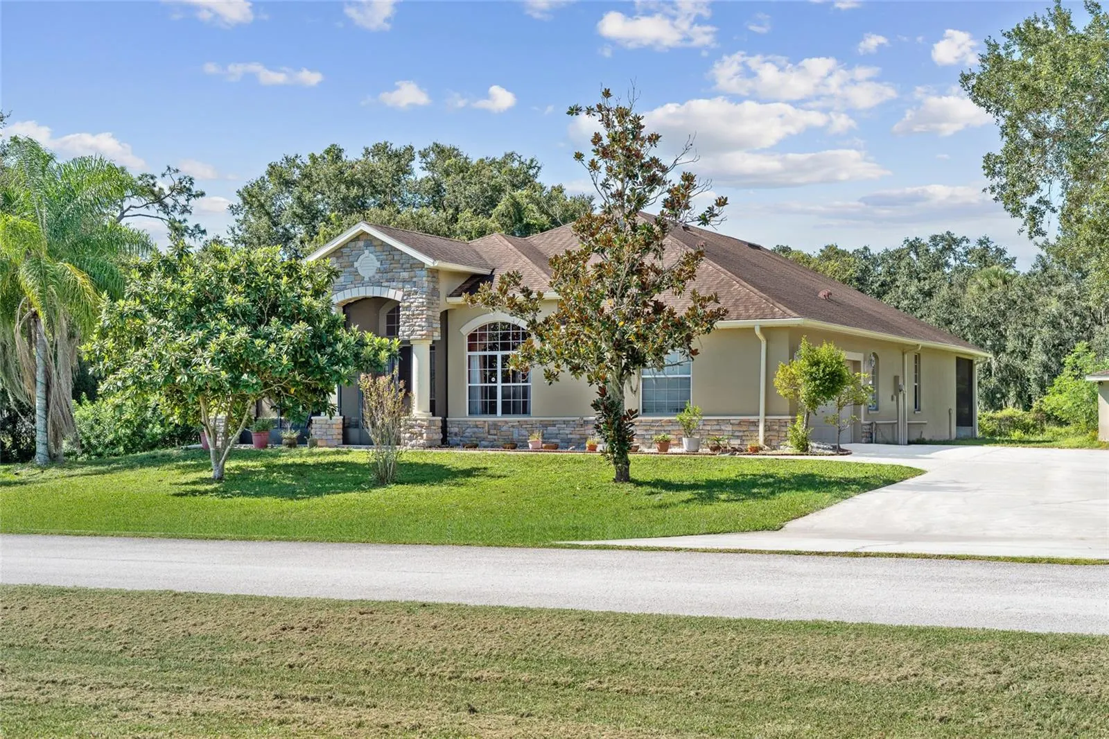 3330 EARLE CT