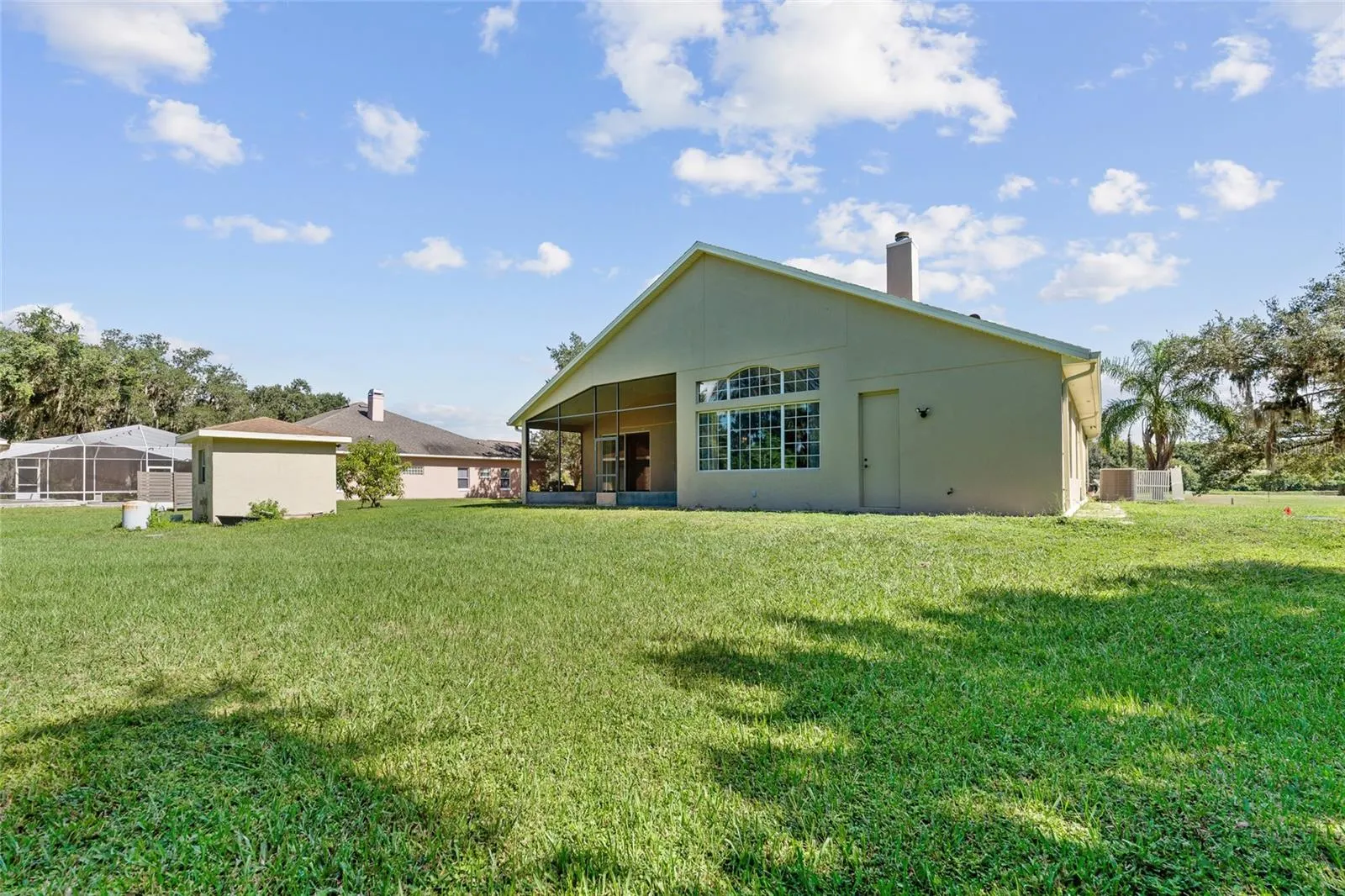 3330 EARLE CT