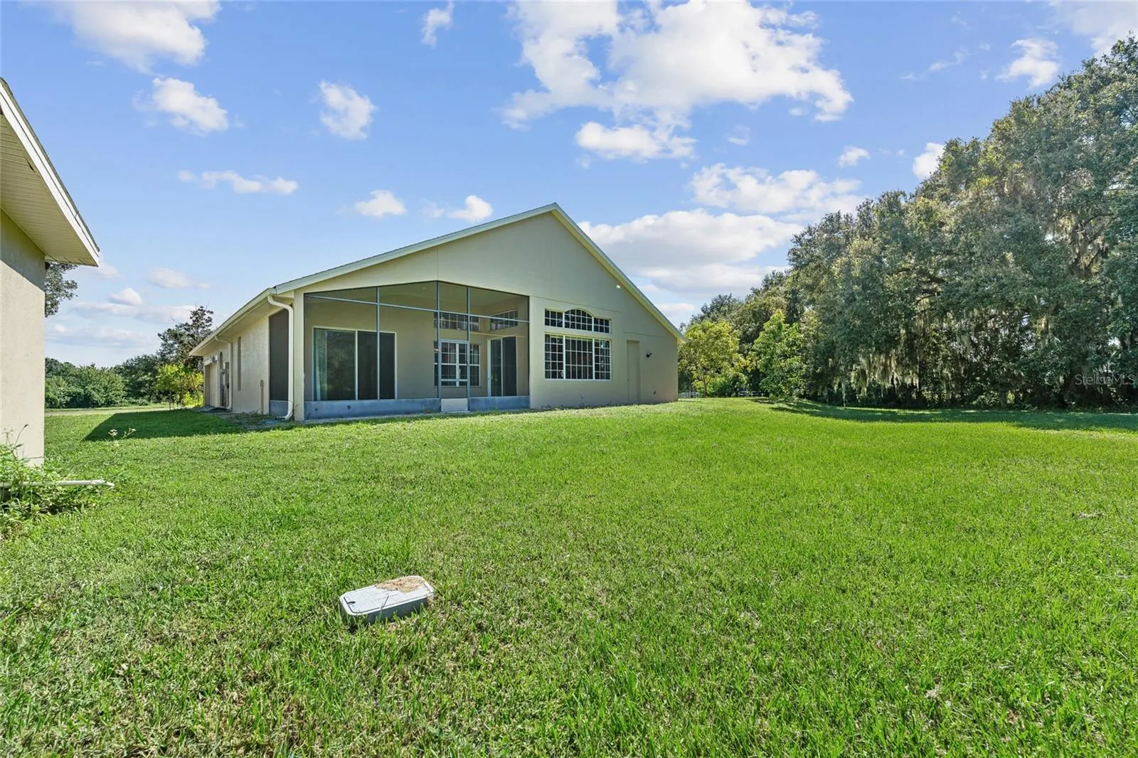 3330 EARLE CT
