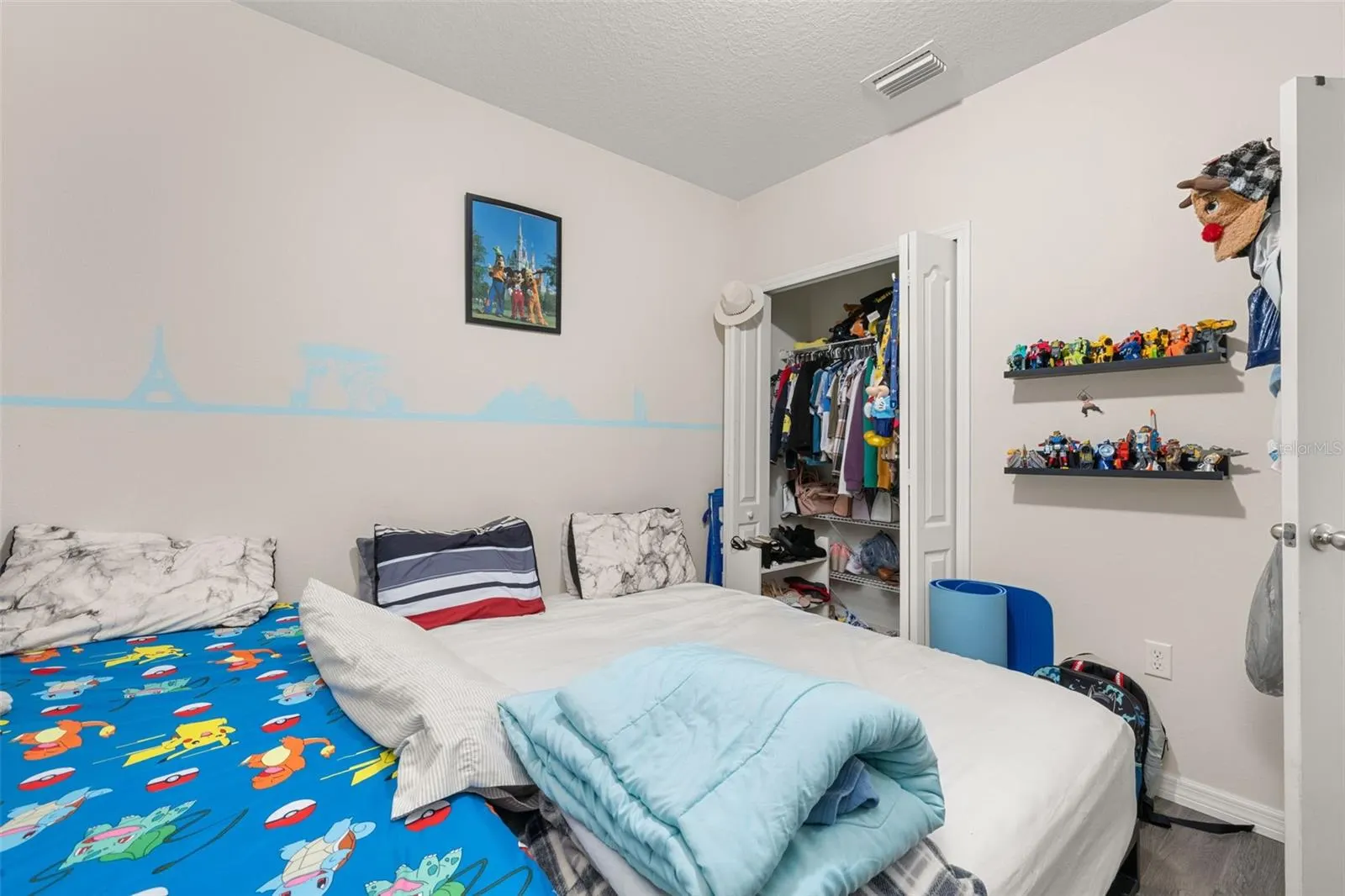 6018 FALLGLOW LN