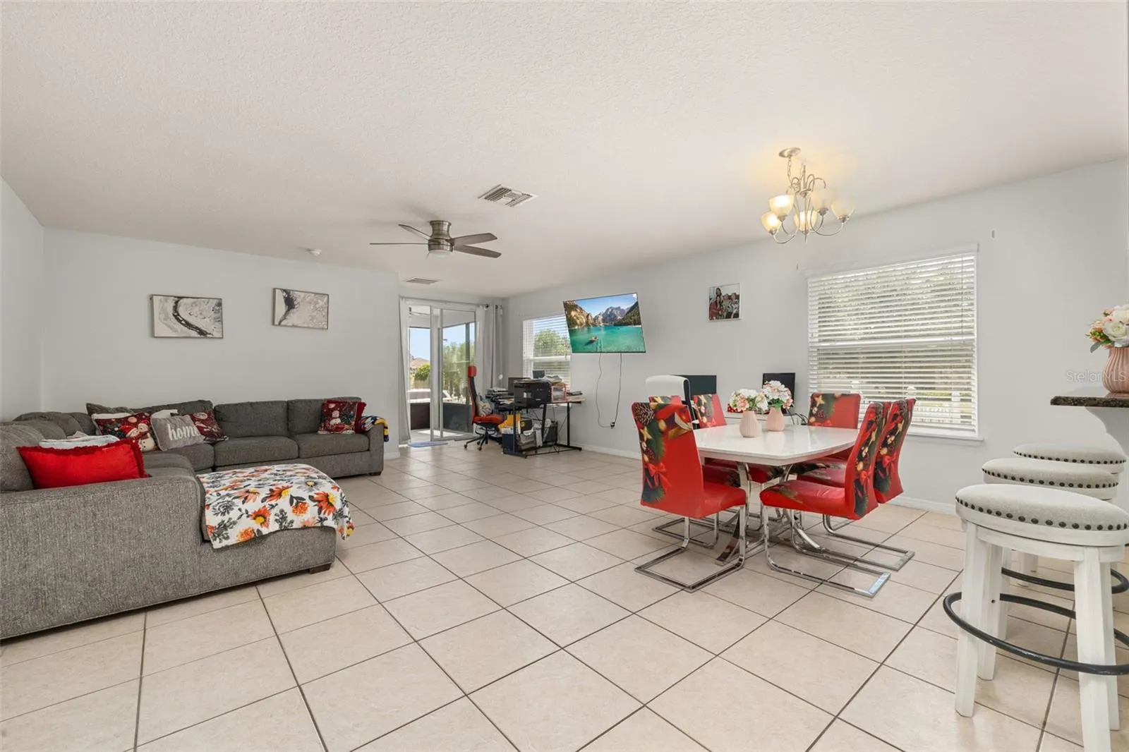 6018 FALLGLOW LN