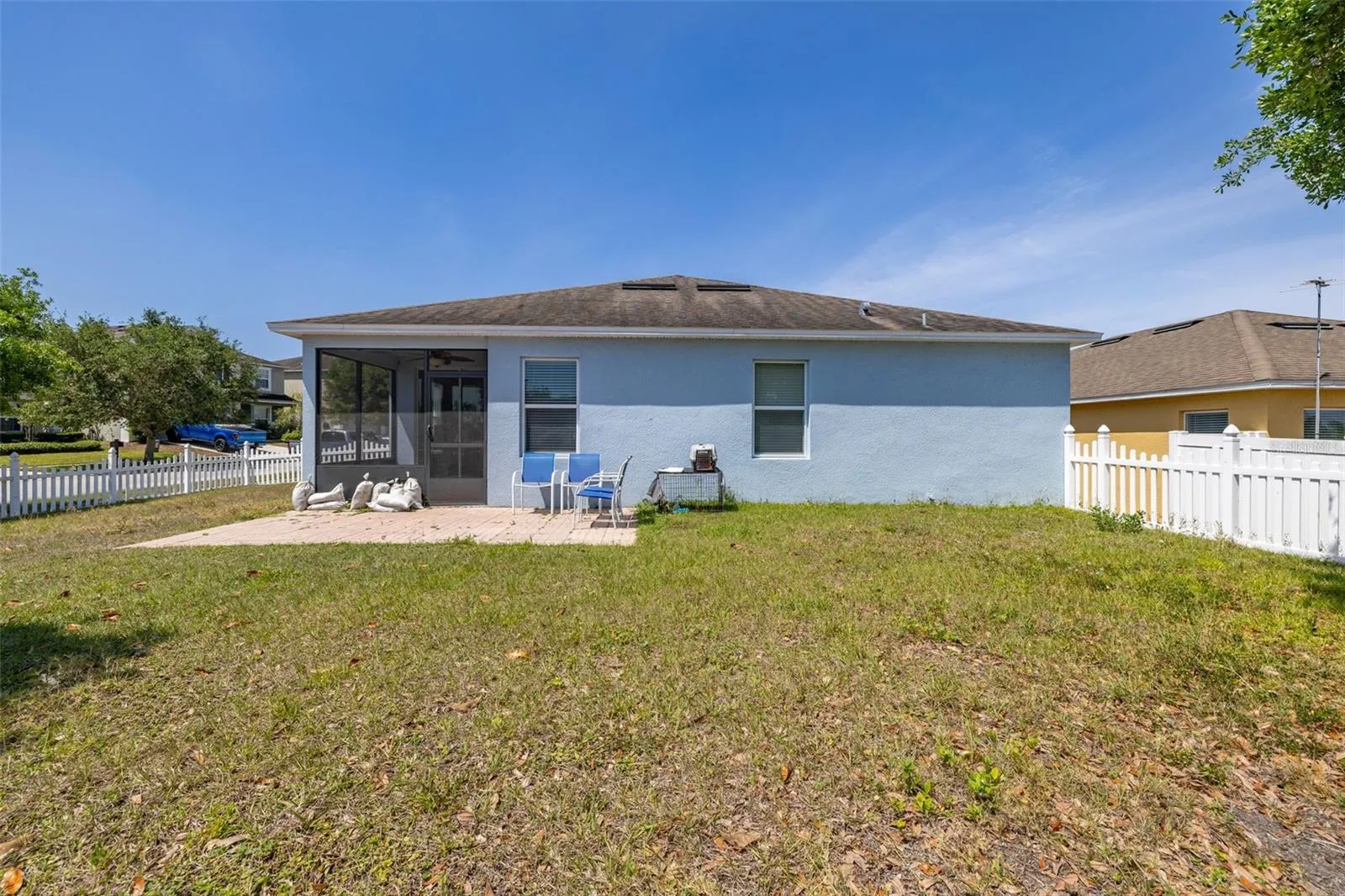 6018 FALLGLOW LN