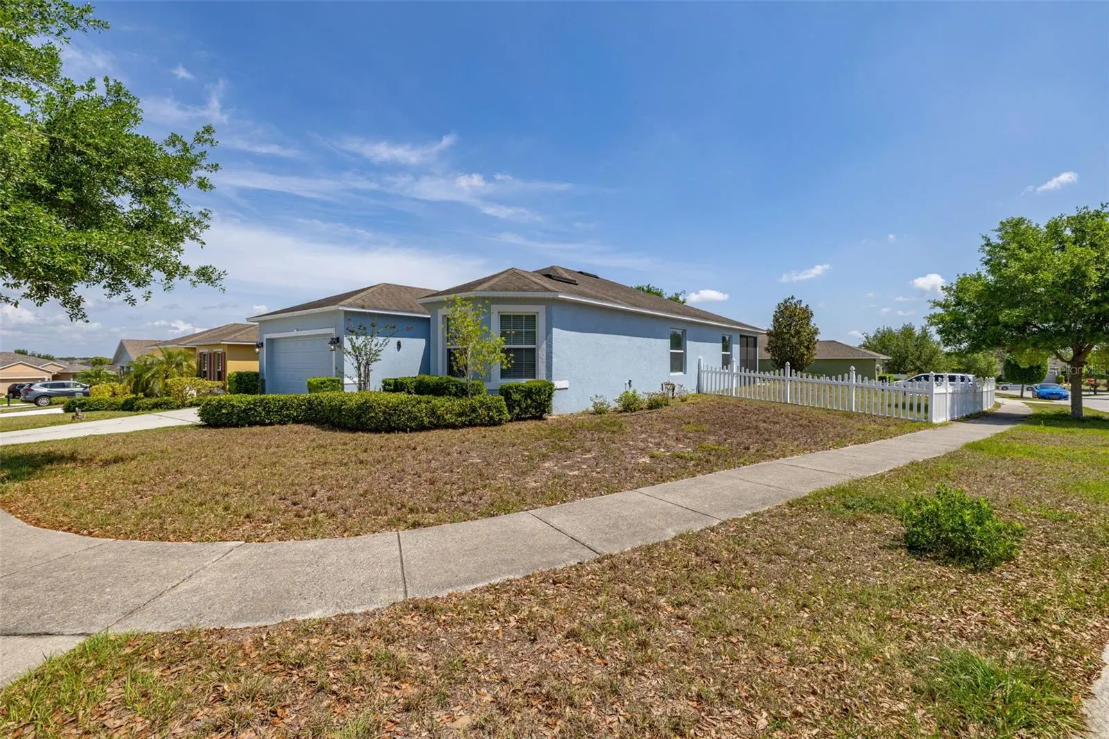 6018 FALLGLOW LN
