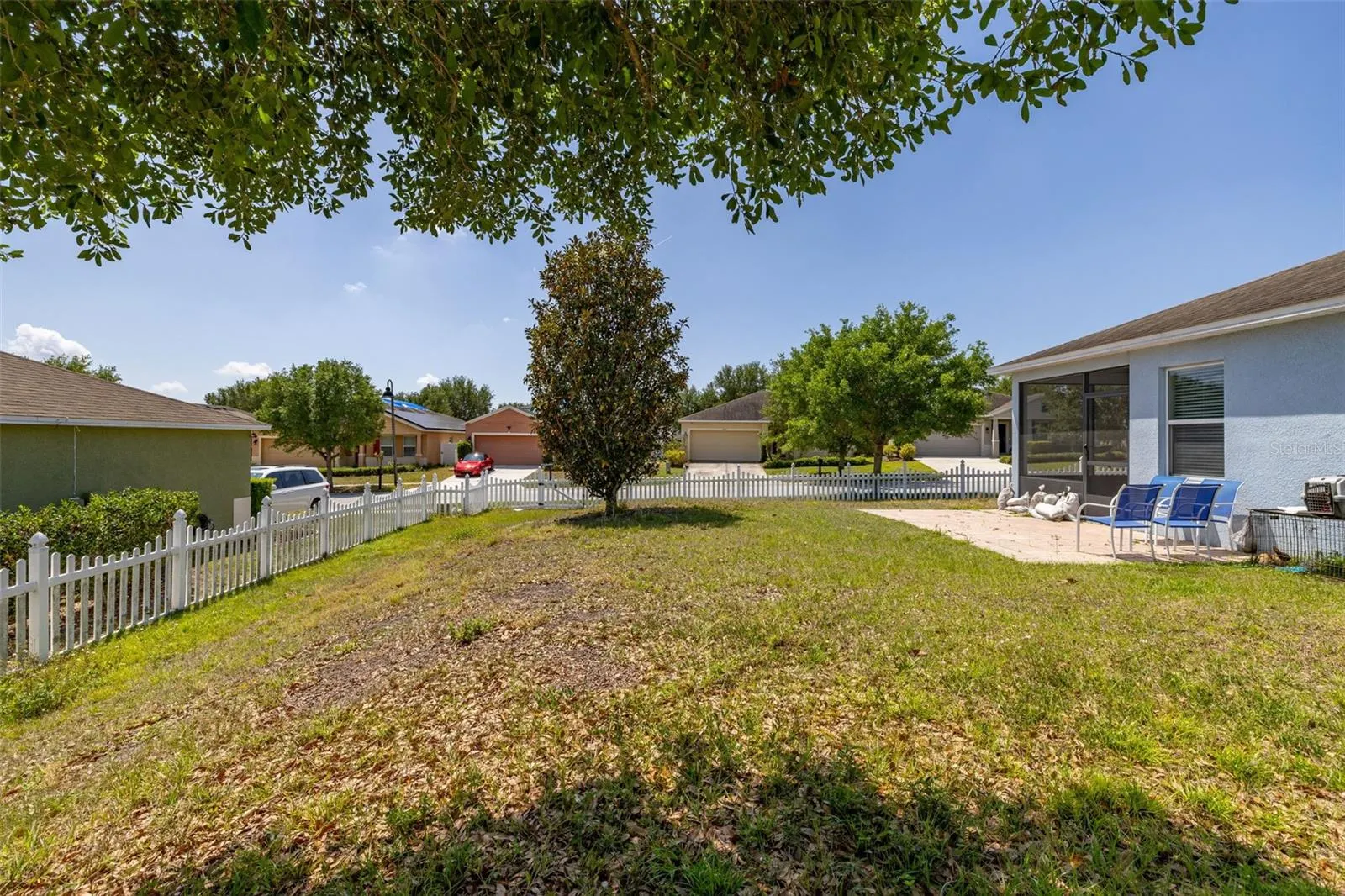 6018 FALLGLOW LN