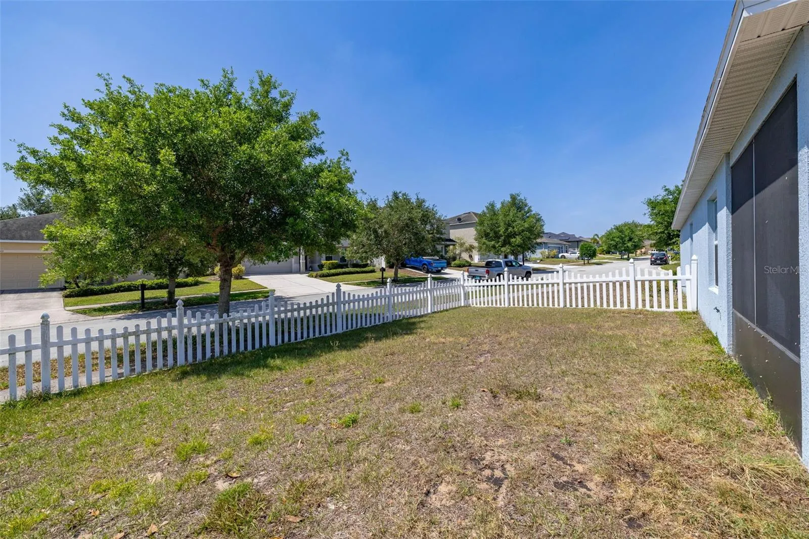6018 FALLGLOW LN