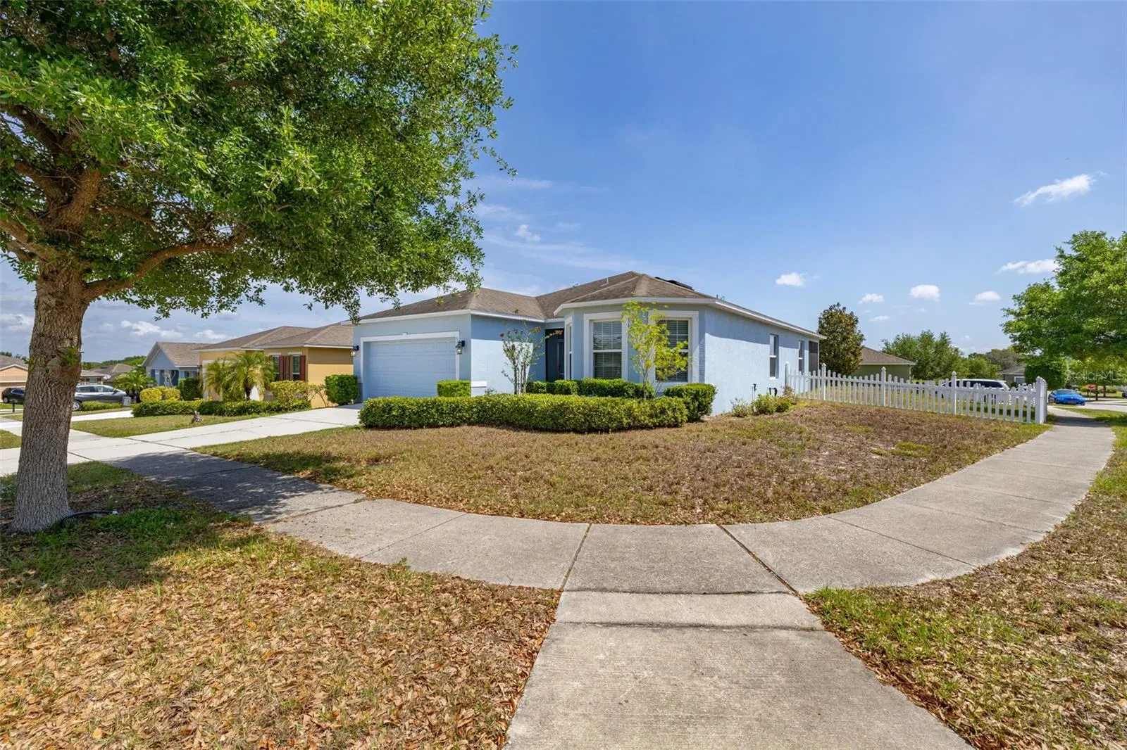 6018 FALLGLOW LN
