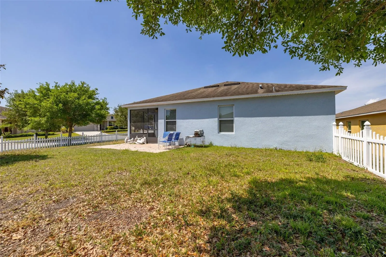 6018 FALLGLOW LN